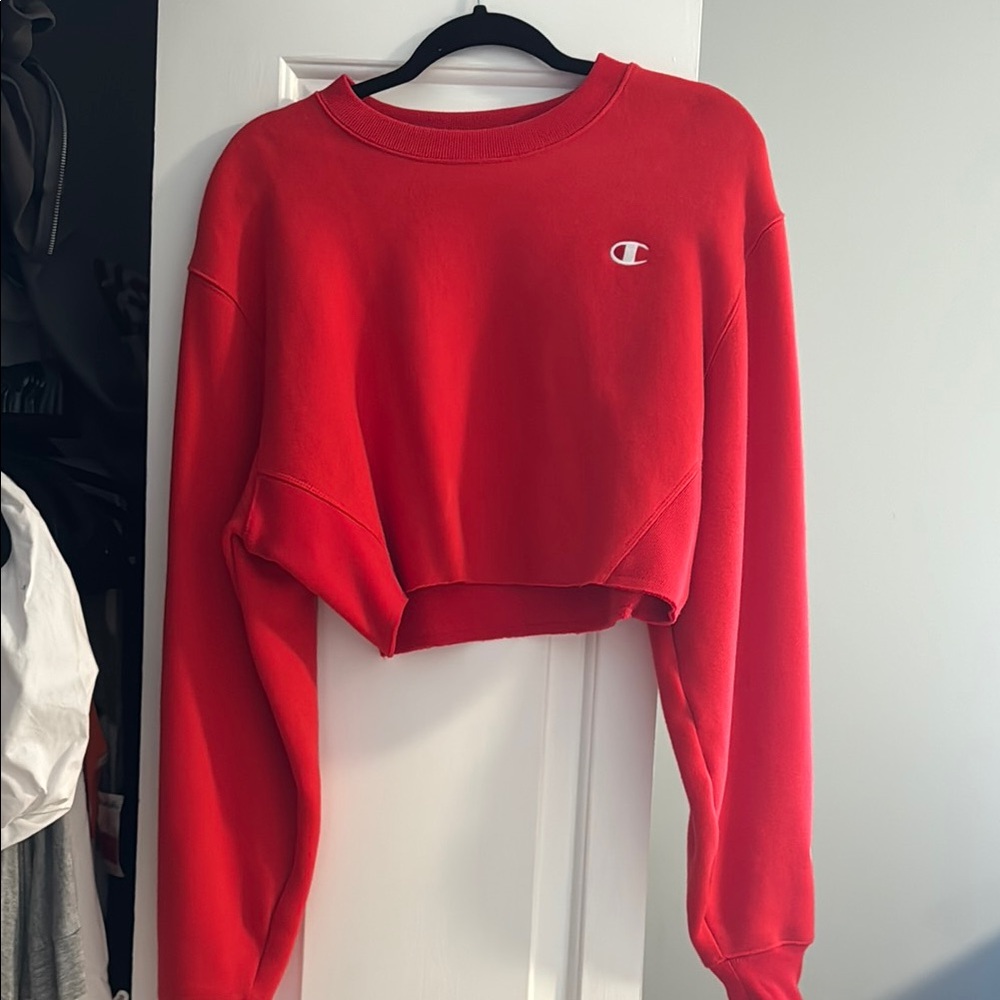 Champion Women's Red Cropped Sweatshirt